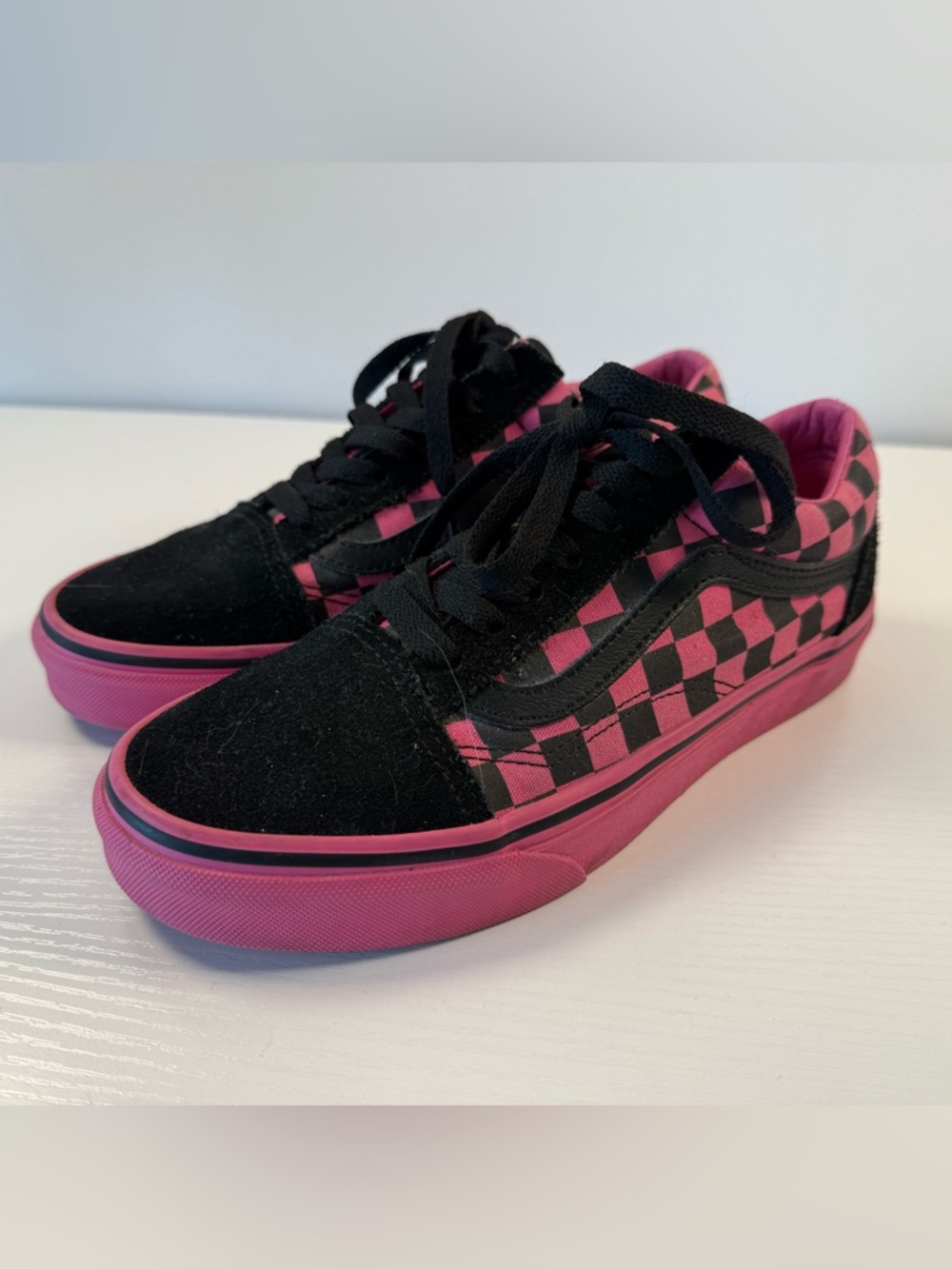 Vans Black & Pink Checkerboard Low-Top Sneakers